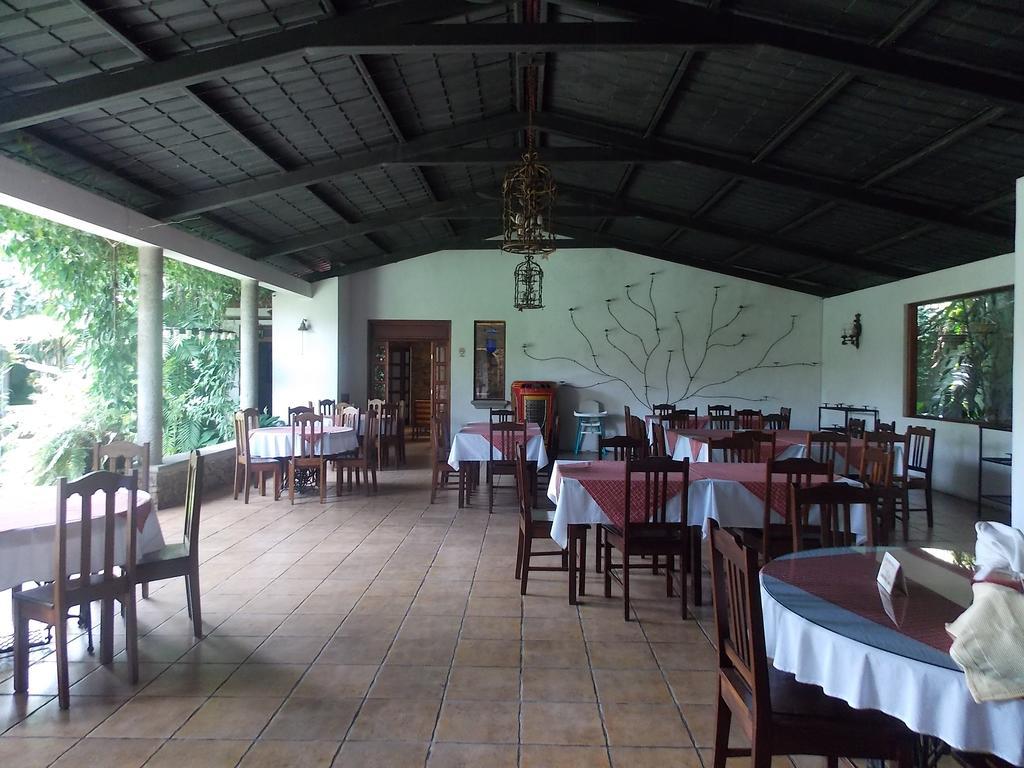 Hotel Casa Duranta Coban Exterior photo