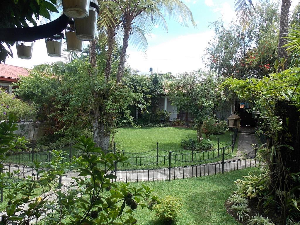 Hotel Casa Duranta Coban Exterior photo